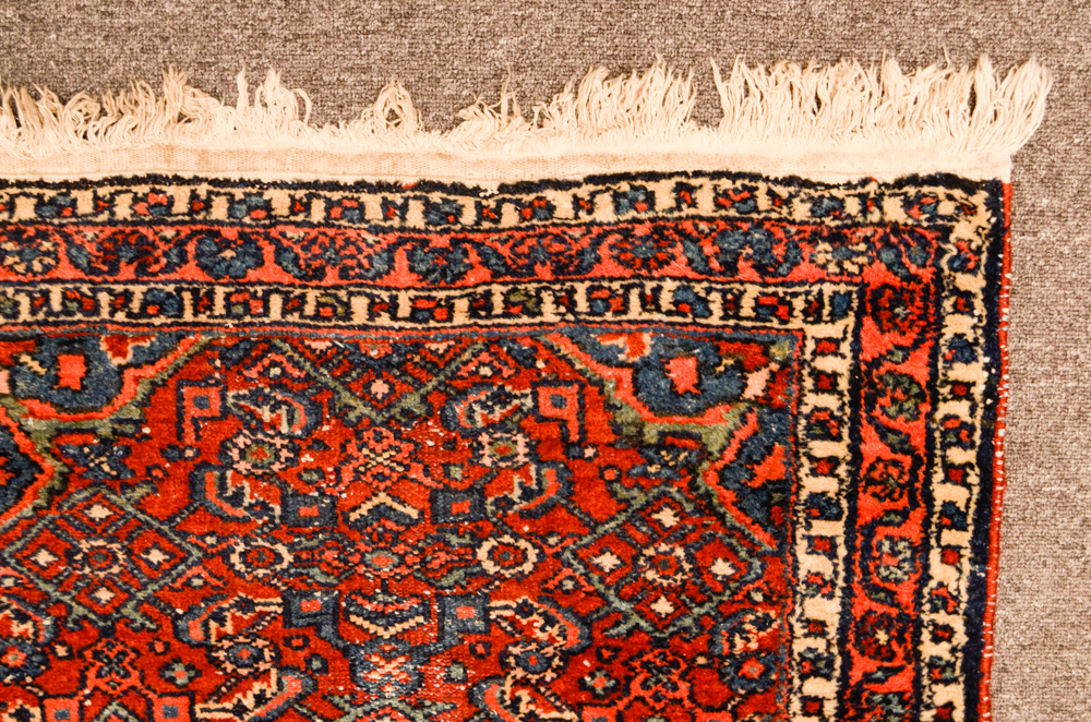 Hand-Knotted Wool Persian Hamadan Accent Rug