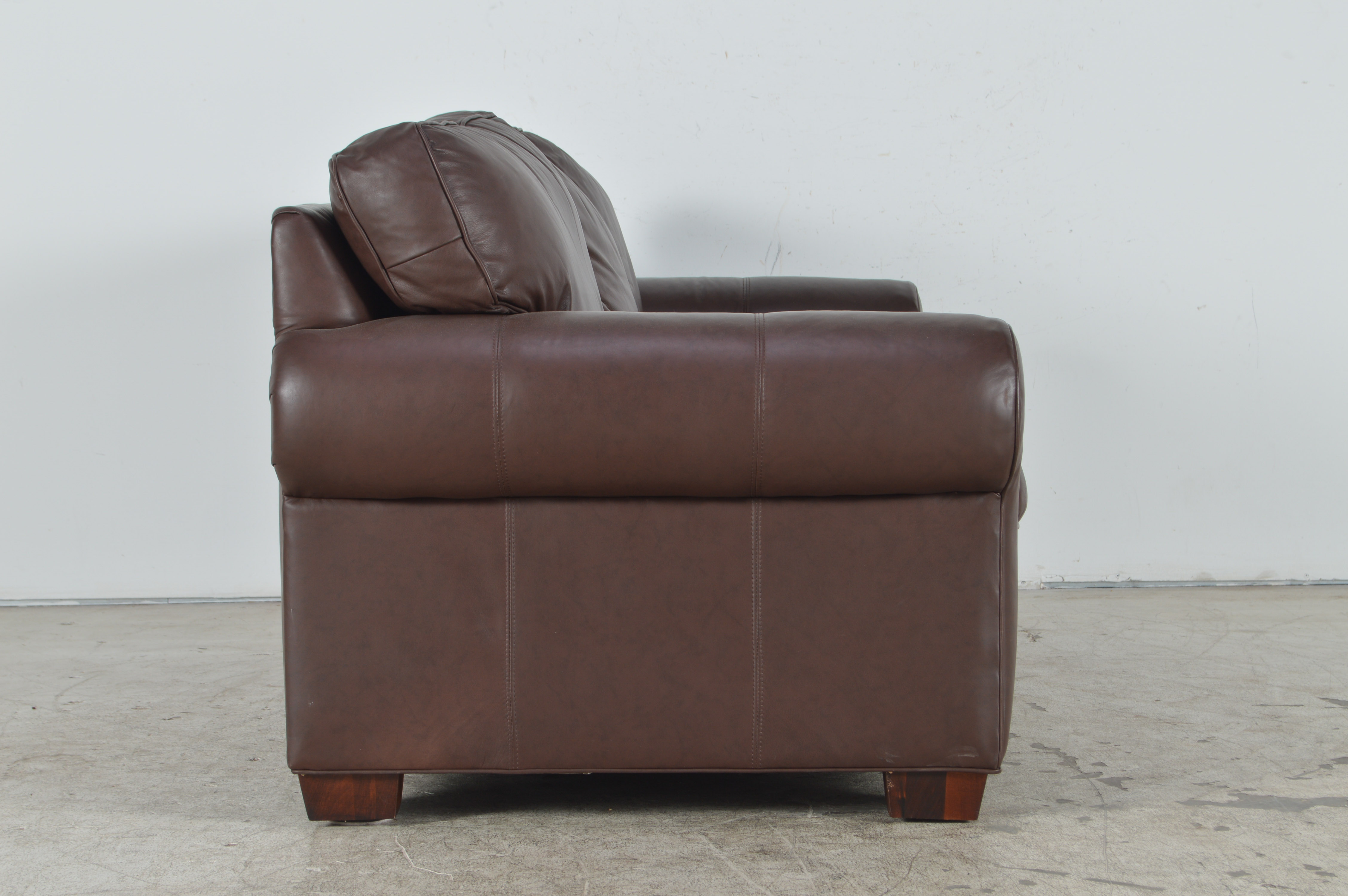 Cibola Furniture Internazionale Coffee Brown Leather Sofa