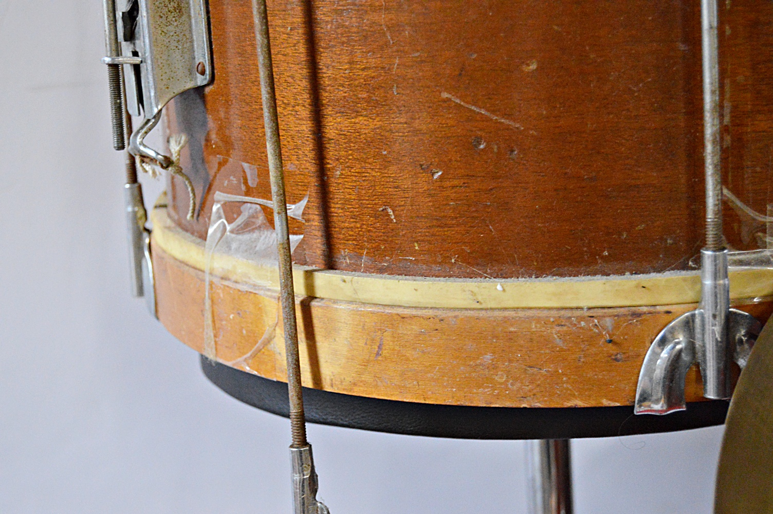 Vintage Drums, Percussion Instruments and Banjo