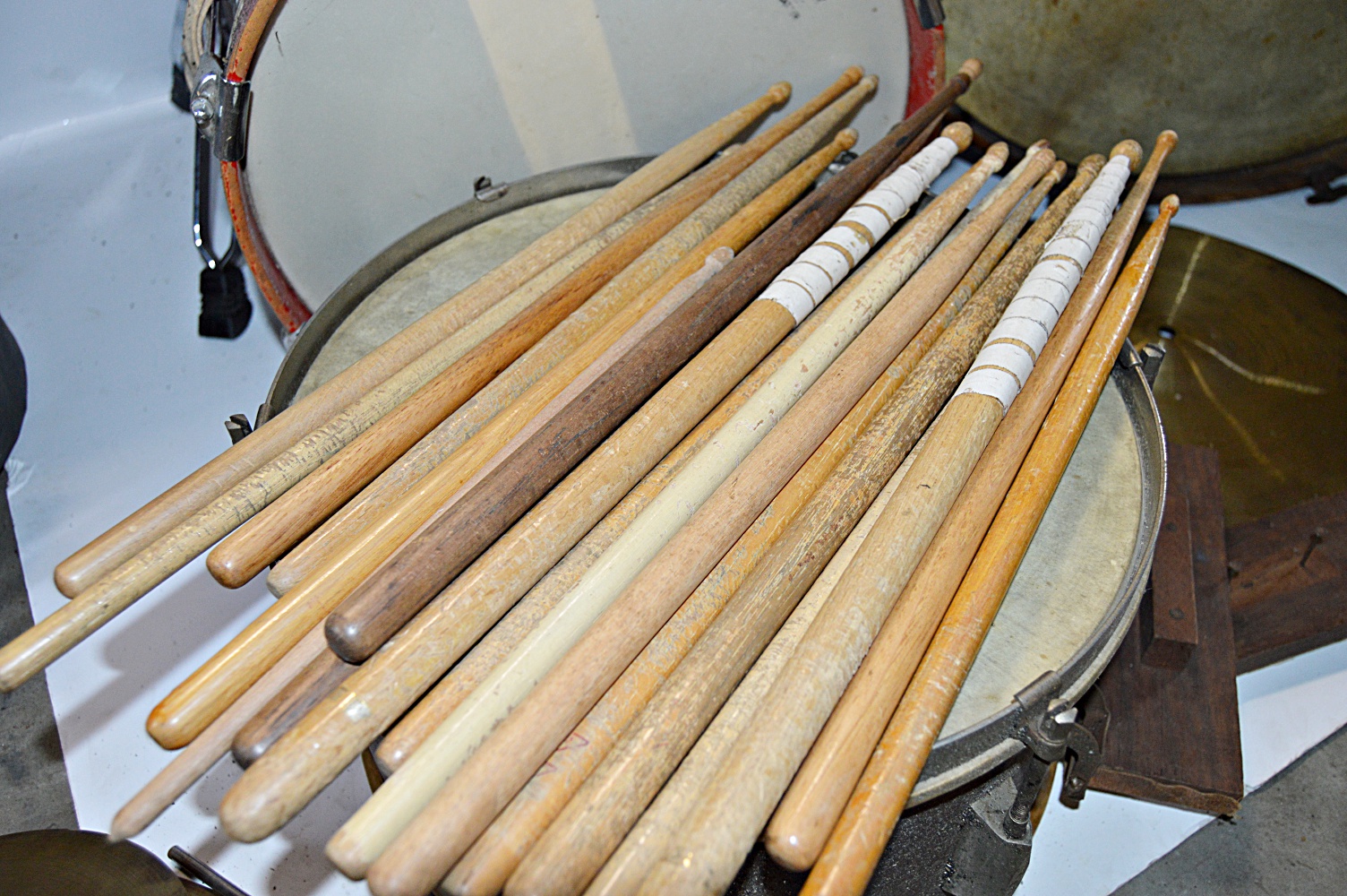Vintage Drums, Percussion Instruments and Banjo