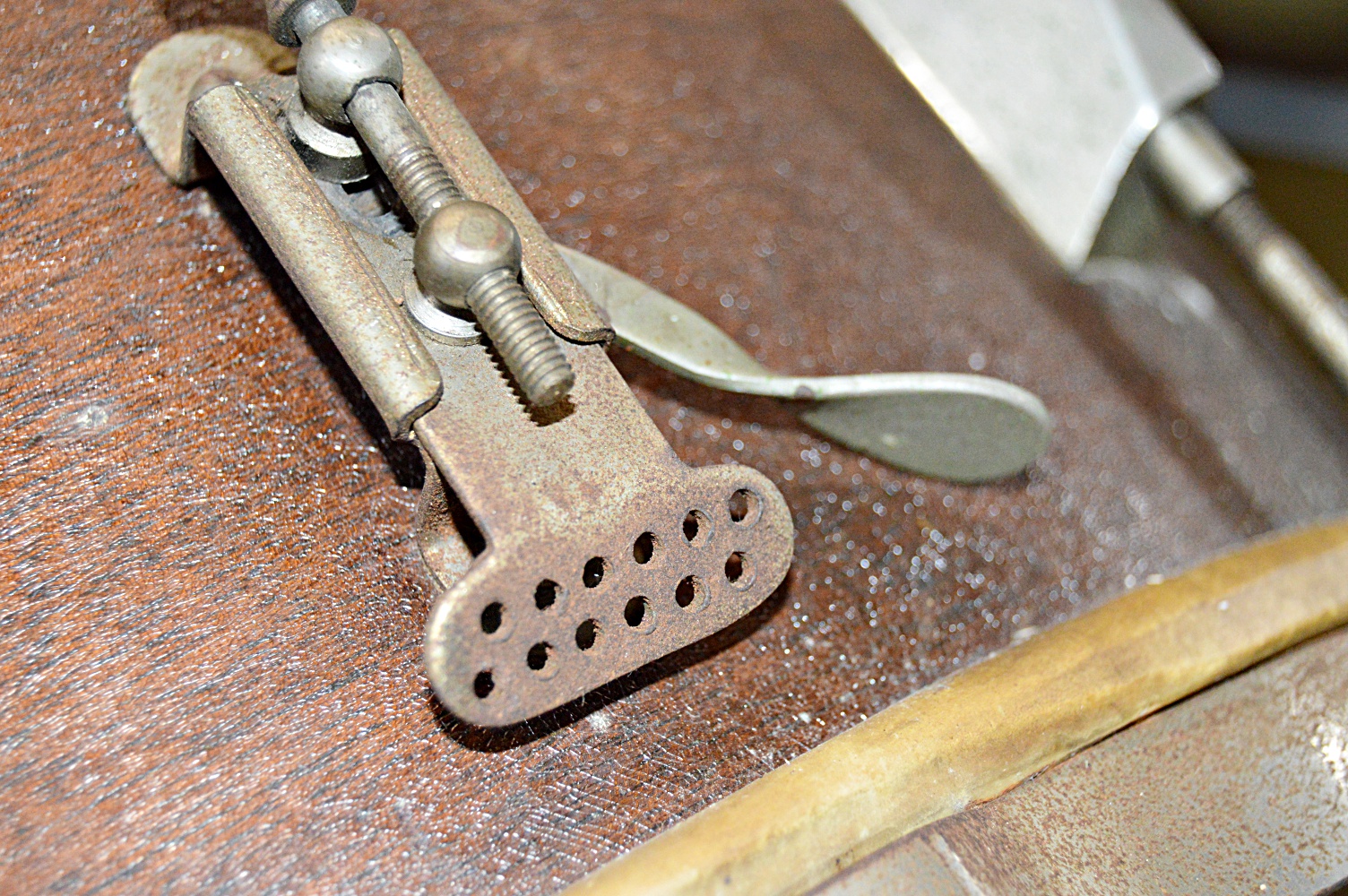 Vintage Drums, Percussion Instruments and Banjo