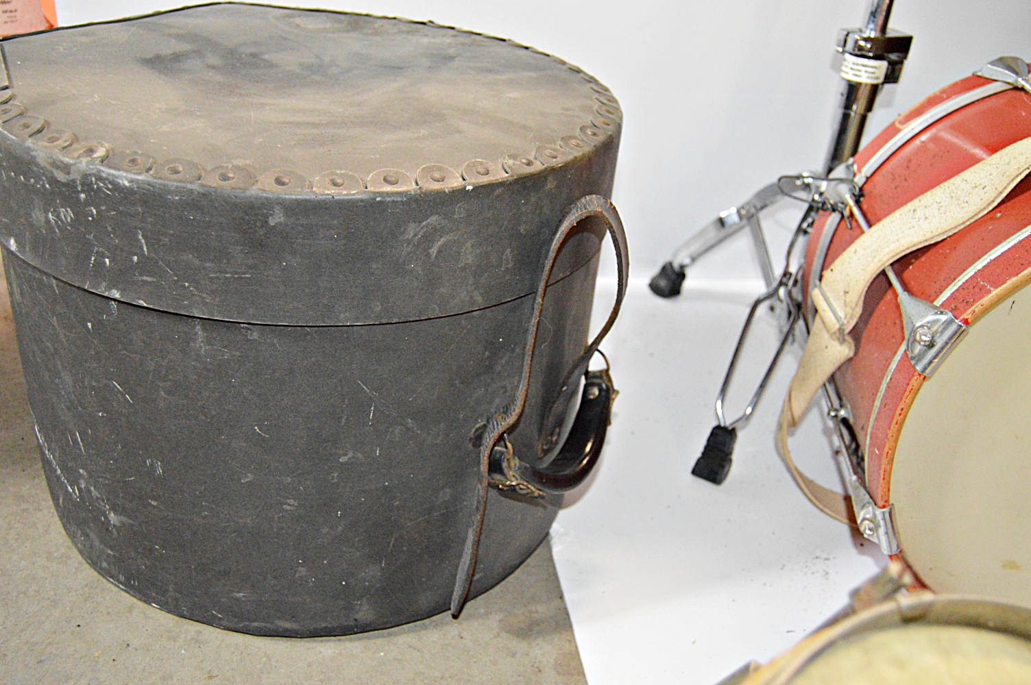Vintage Drums, Percussion Instruments and Banjo