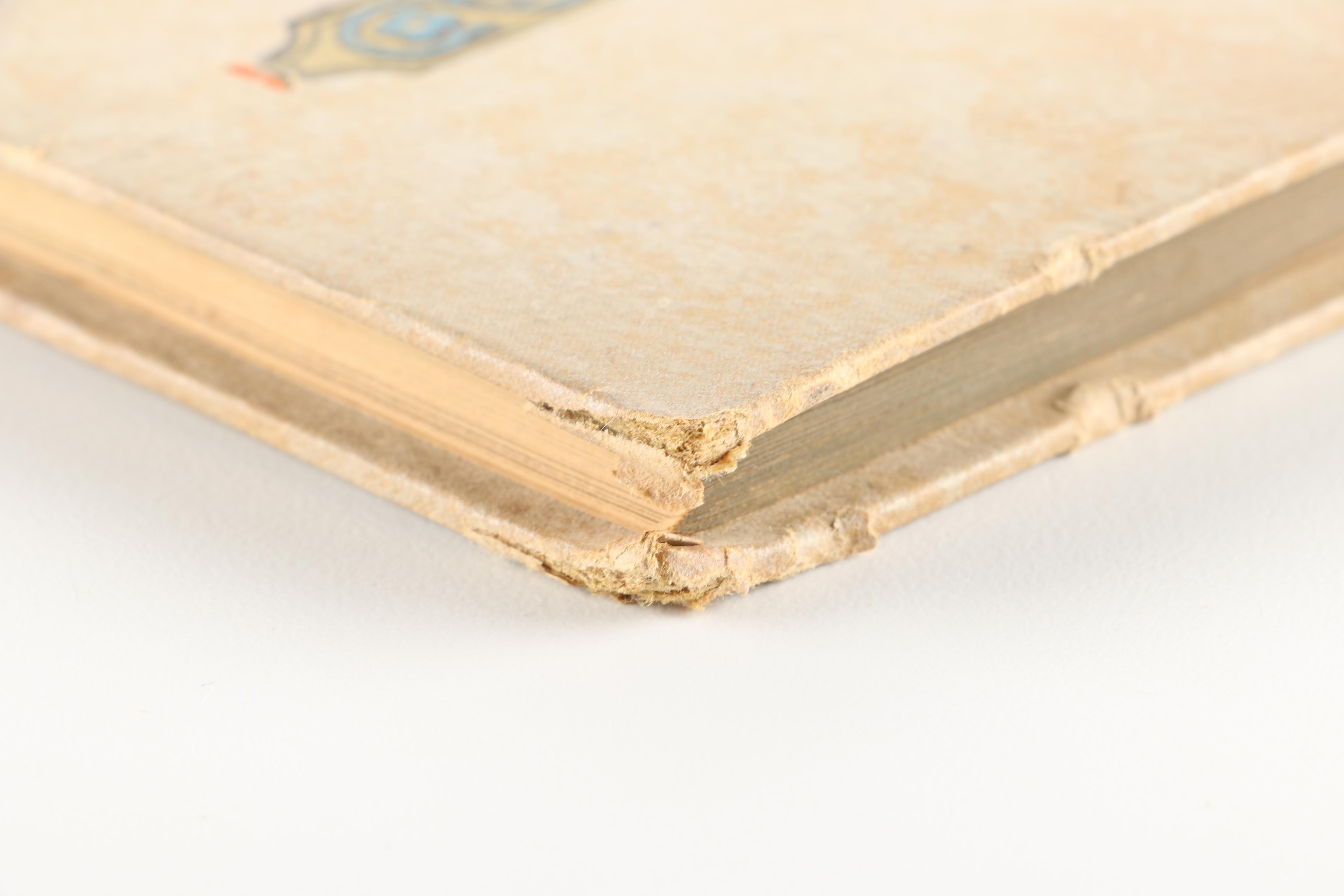 "La Guirlande Des Années: Images D'hier et Pages D'aujourd 'hui"