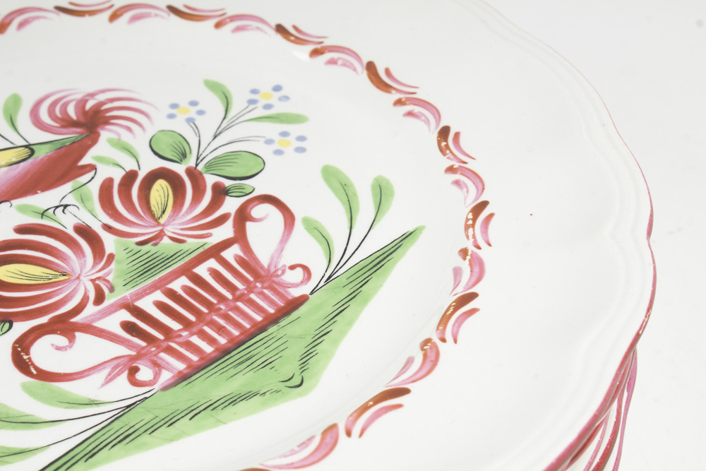 St. Clement "Chanteclerc Red" Dinner Plates