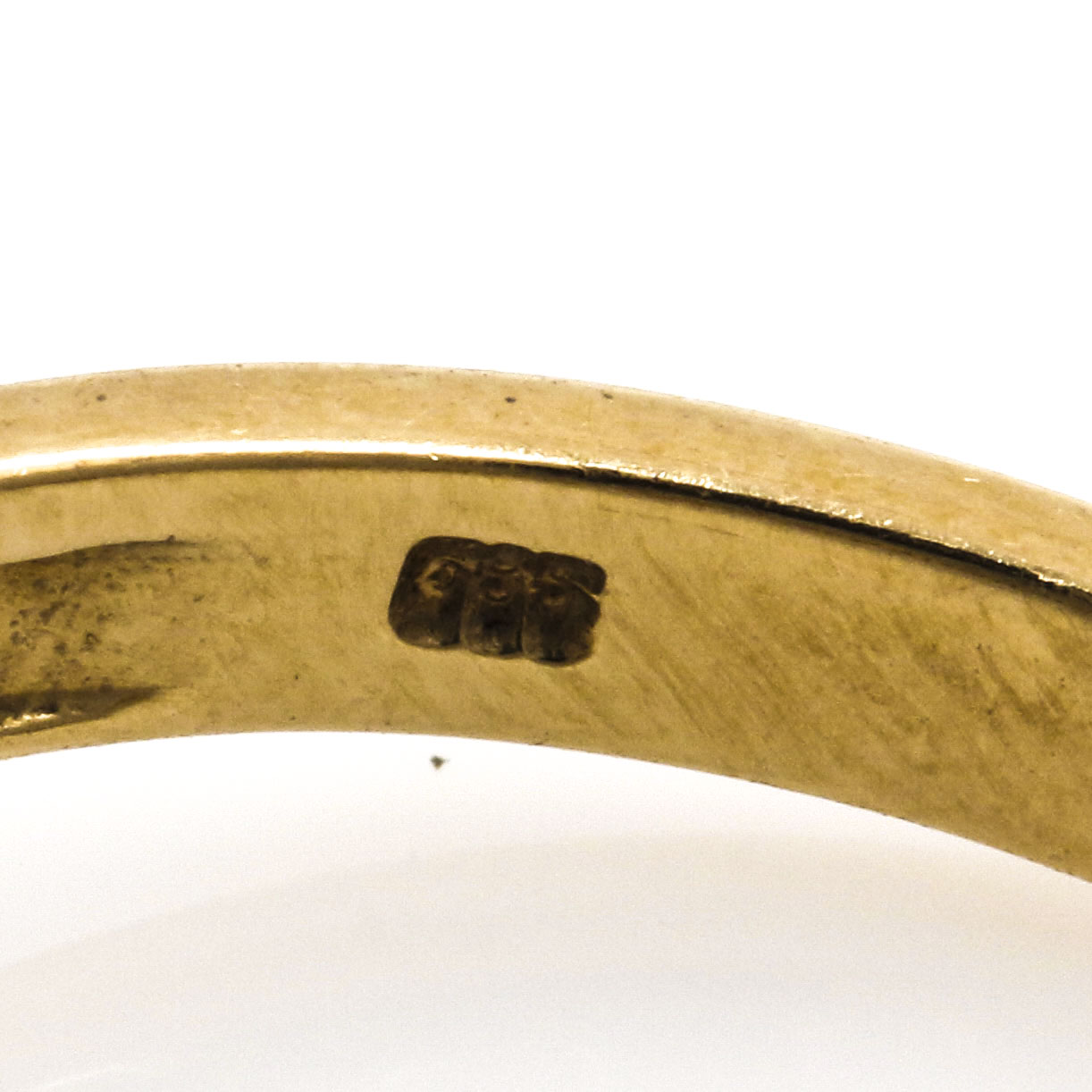 14K Yellow Gold Sapphire and Diamond Ring