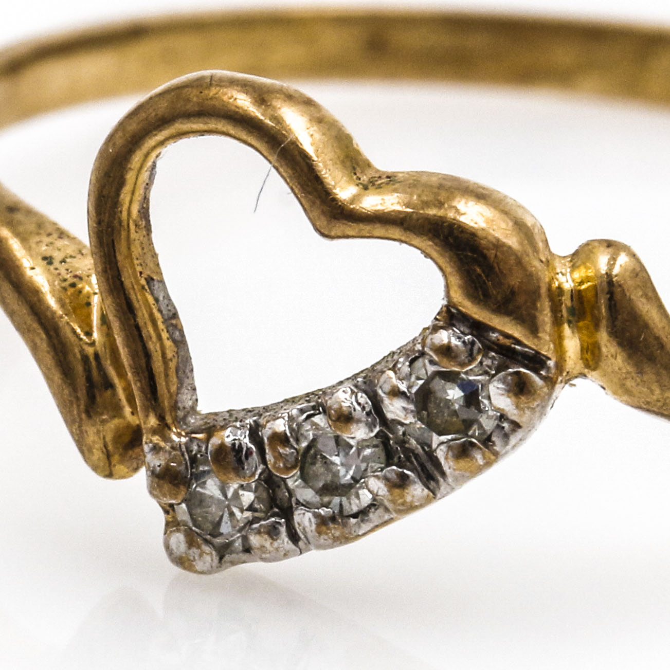 10K Yellow Gold Diamond Heart Ring
