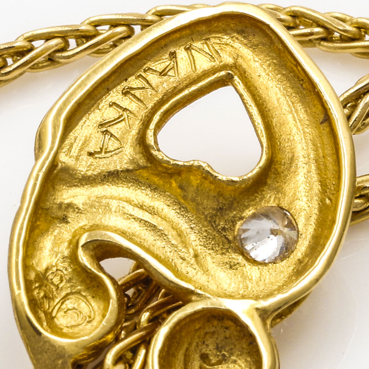 18K Yellow Gold Diamond Heart Necklace