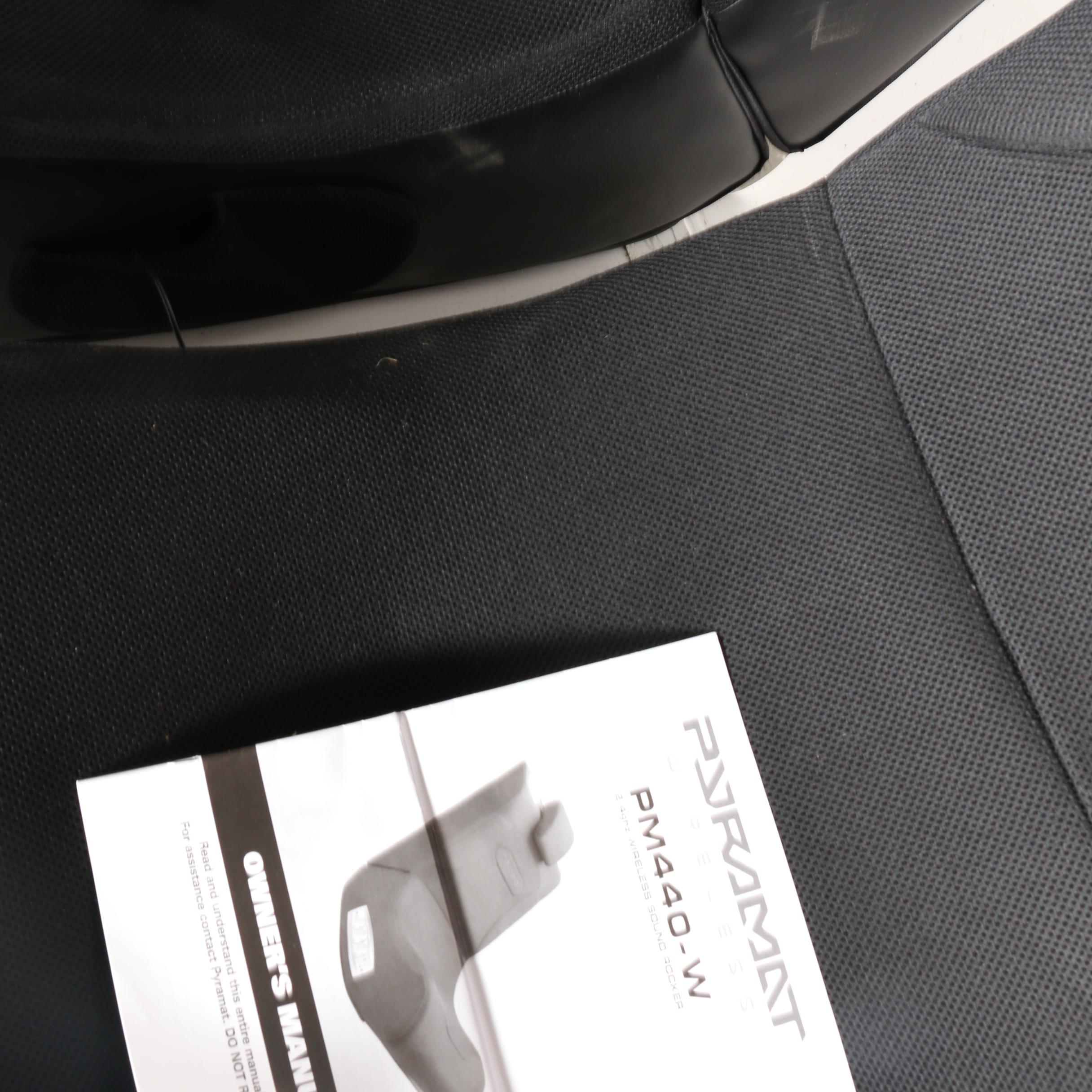 Pyramat "Wireless Sound Rocker" Gaming Chairs