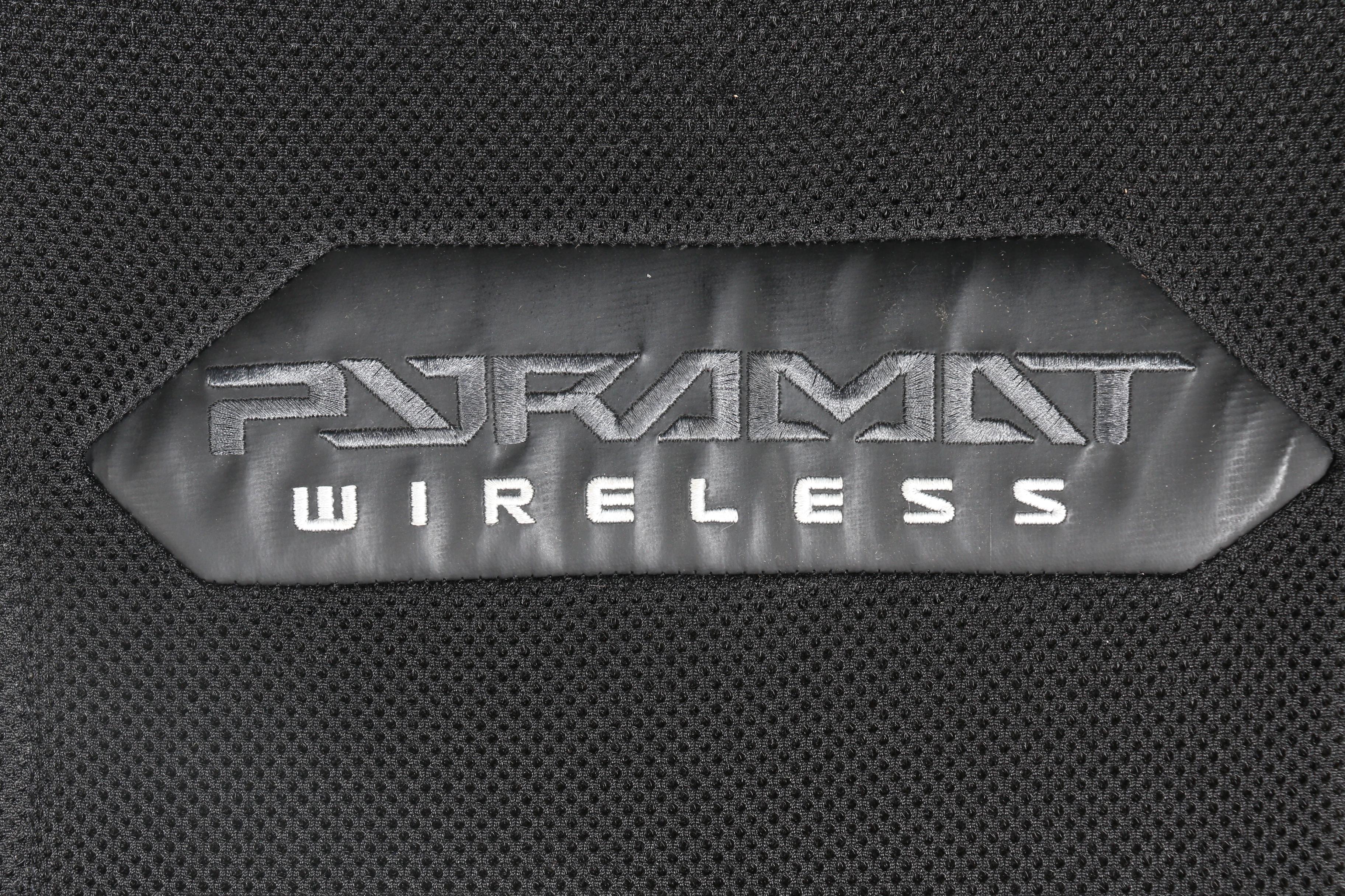 Pyramat "Wireless Sound Rocker" Gaming Chairs