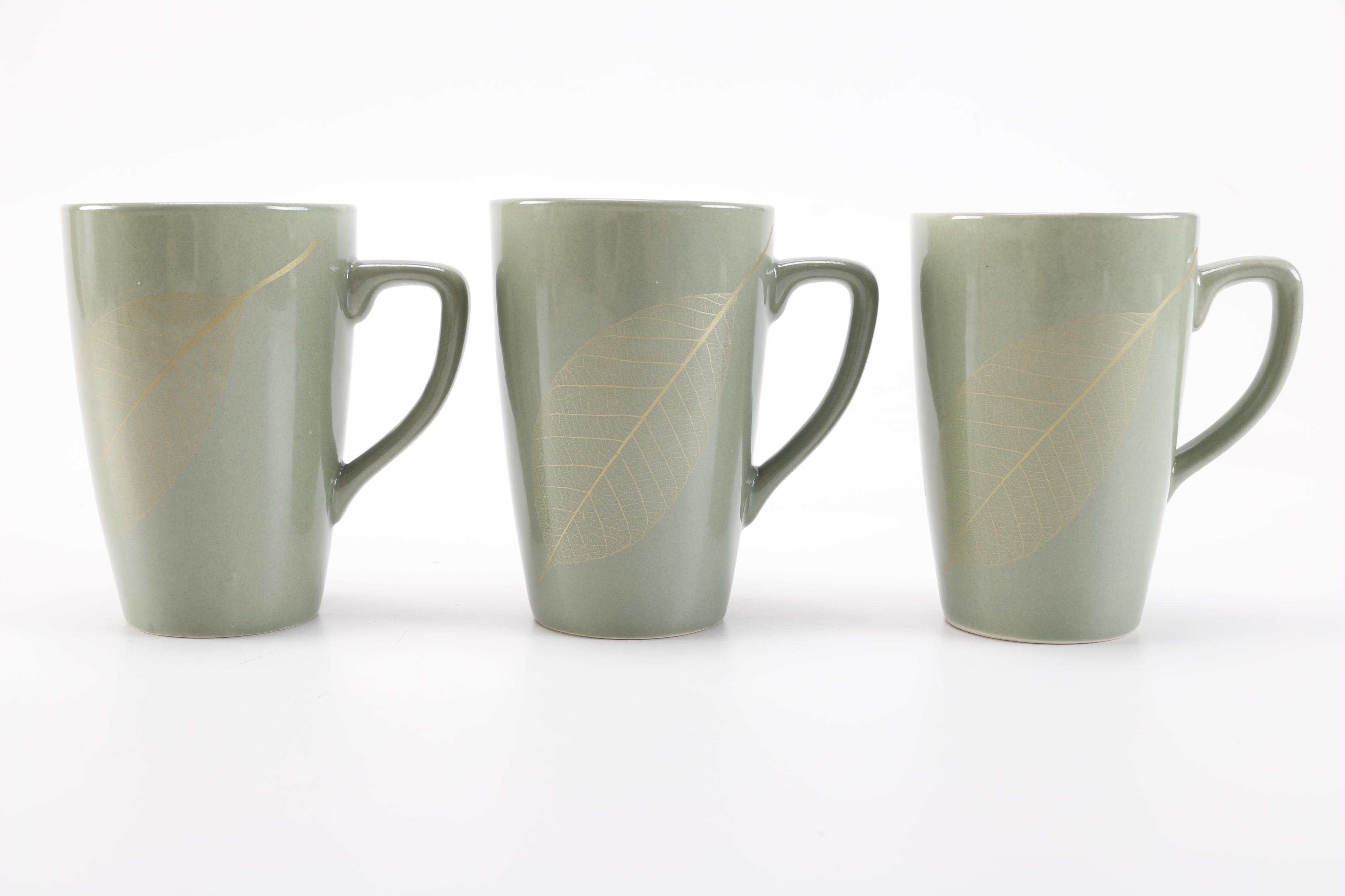 Pfaltzgraff Melamine Dish Set and Ceramic Pier One Mugs