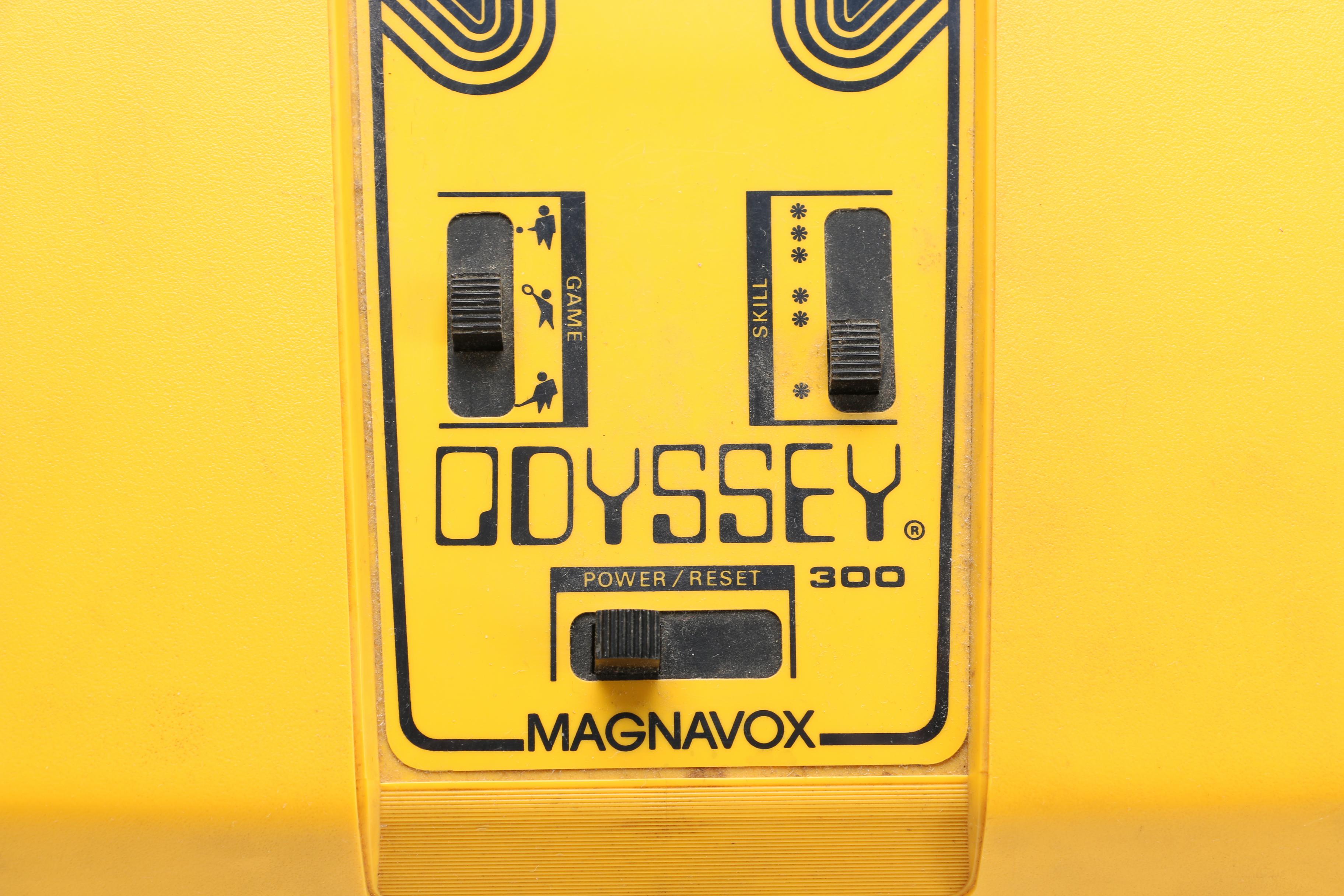 1976 Magnavox Odyssey 300 Video Game Console