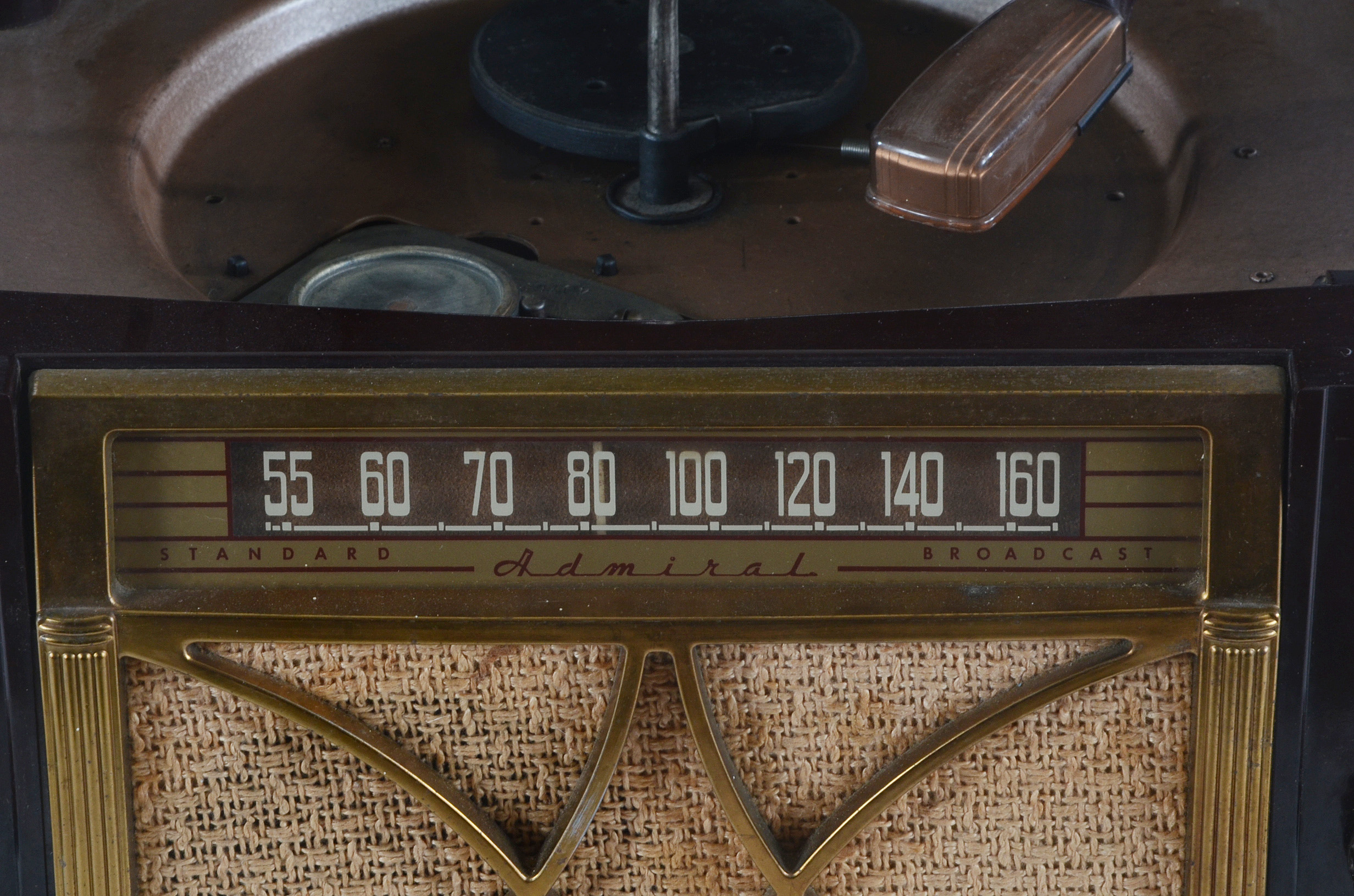 Admiral 7RT41-N Bakelite Tube Radio and Record Player