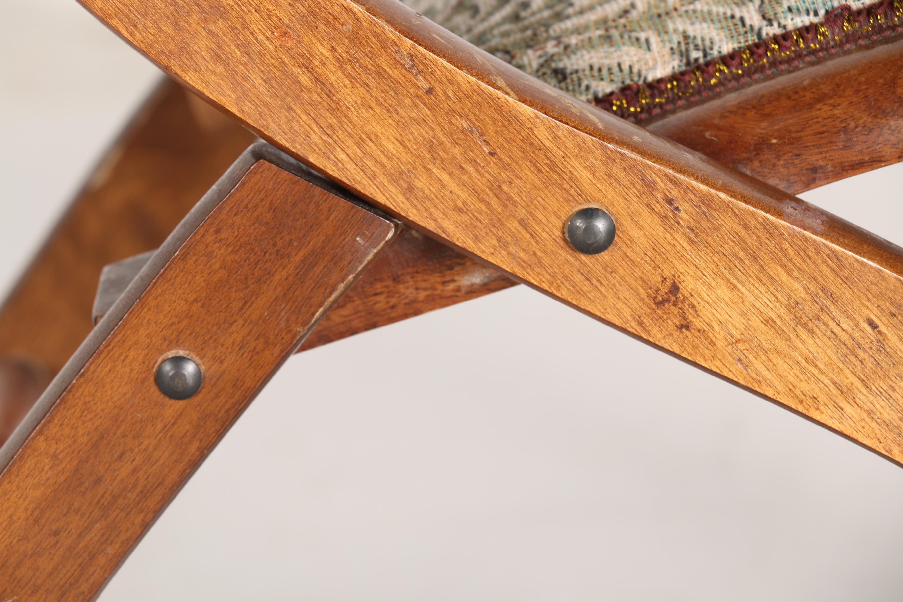 Vintage Victorian Style Folding Sewing Rocker