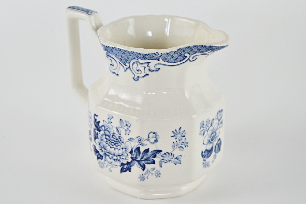 Antique Blue and White China