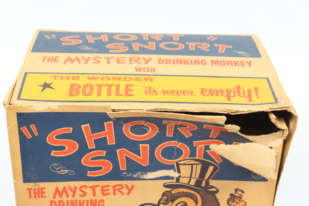 Vintage Collectibles Featuring Scale Cars