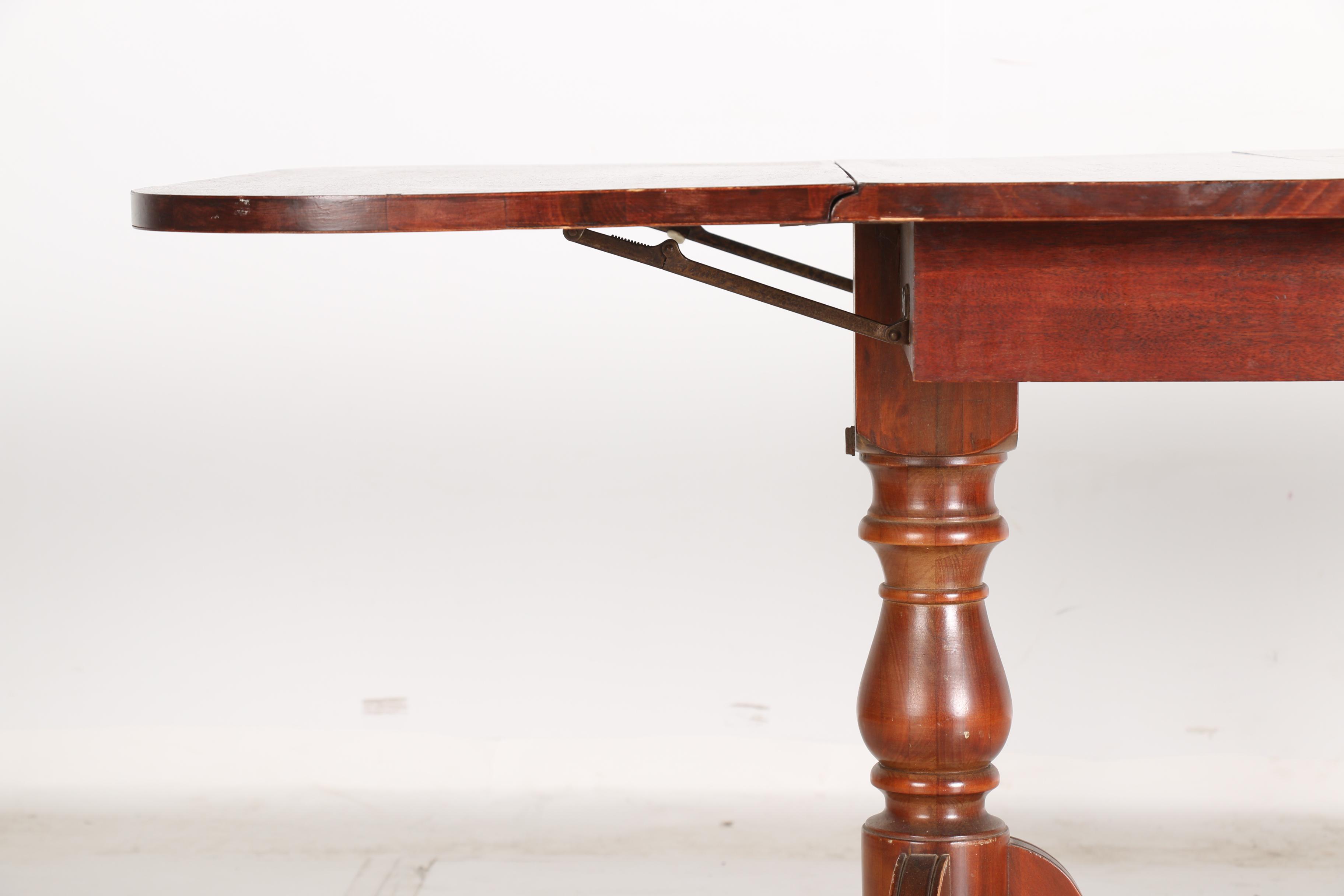 Vintage Duncan Phyfe Style Drop-Leaf Dining Table
