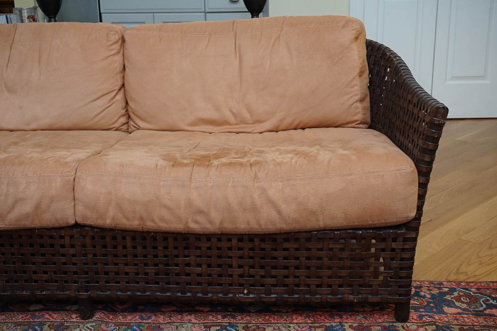 Contemporary Leather Cushion Sofa