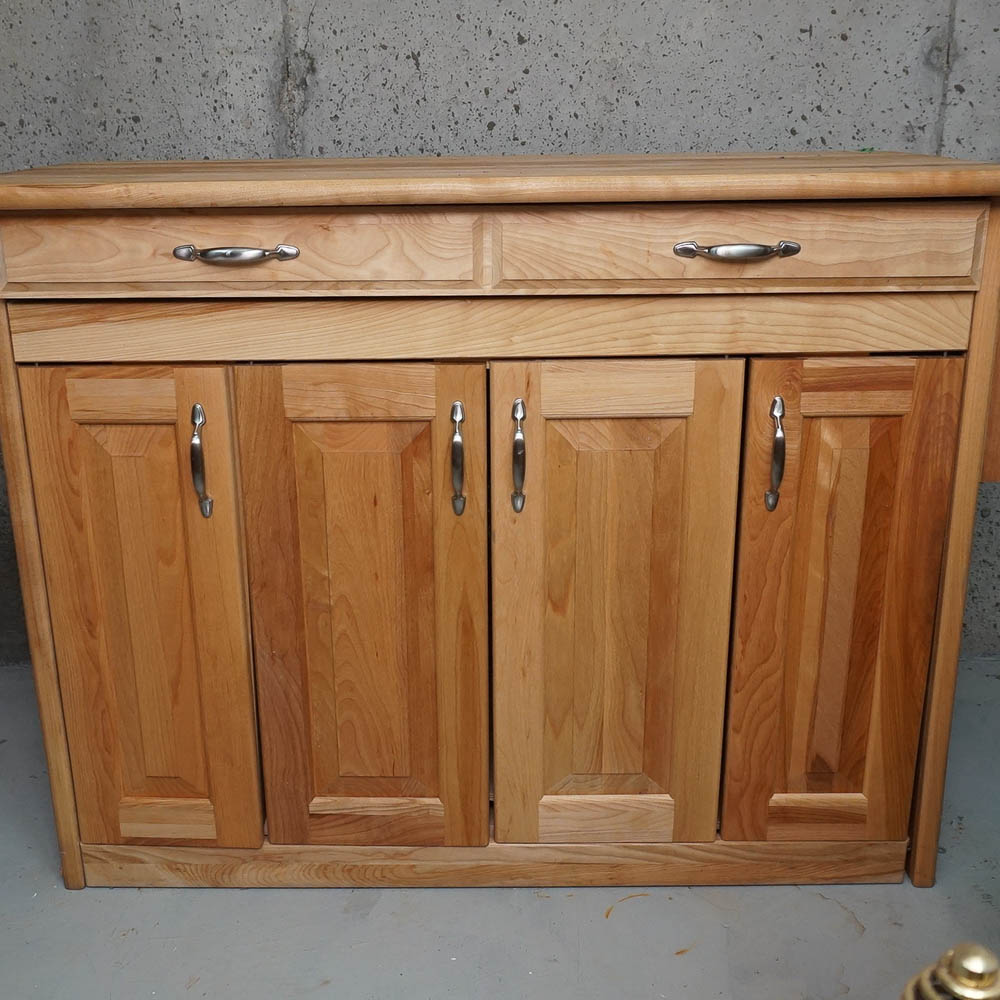 Kitchen Island With Butcher Block Top