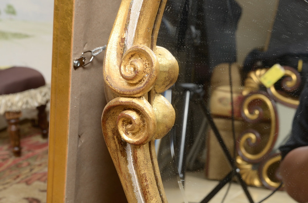 Harrison and Gil Dauphine Wooden Oval Wall Mirror