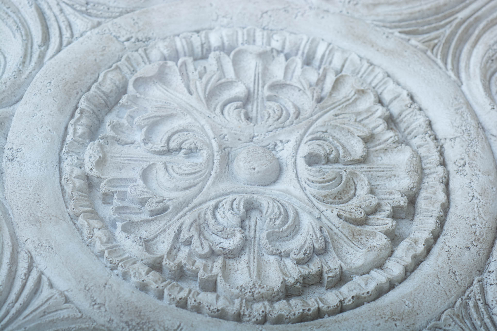 Glass Top Pedestal Dining Table