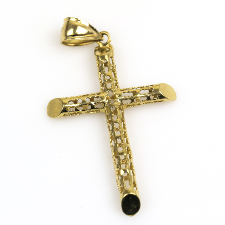 10K Yellow Gold Pierced Hollow Cross Pendant