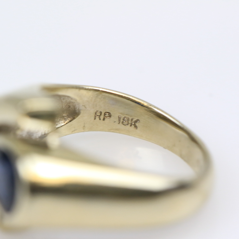 Modernist 18K Yellow Gold and 1.36 Carat Pear Cut Sapphire Ring