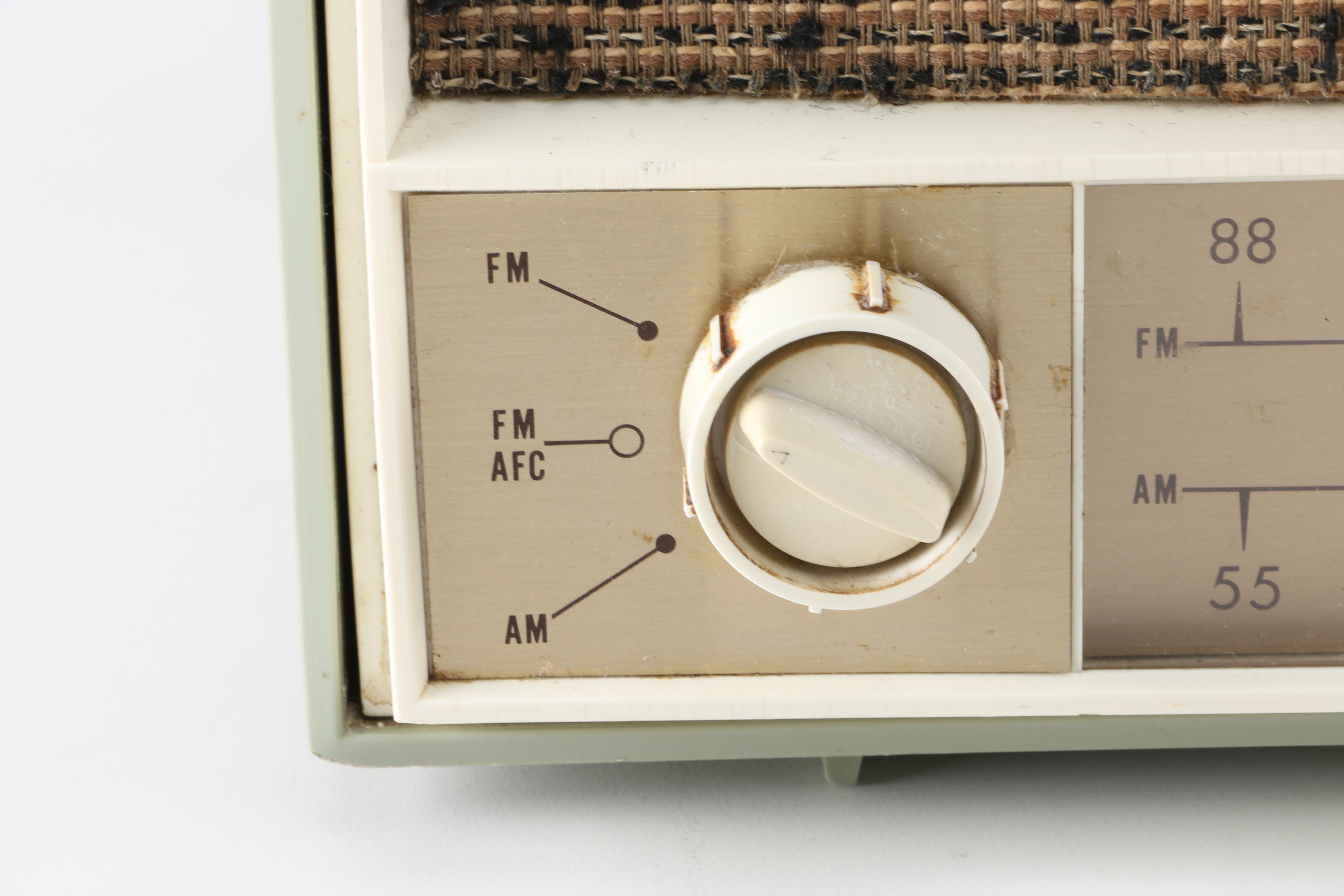 Mid-Century Zenith Radio