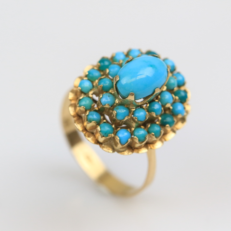 18K Yellow Gold and Turquoise Cocktail Ring