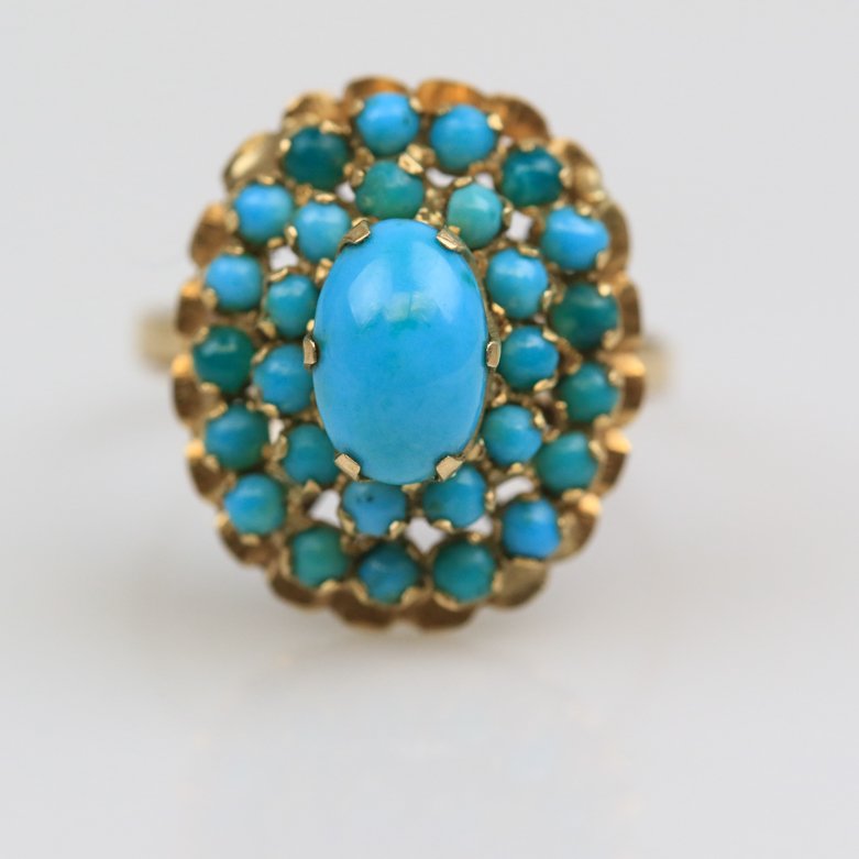 18K Yellow Gold and Turquoise Cocktail Ring