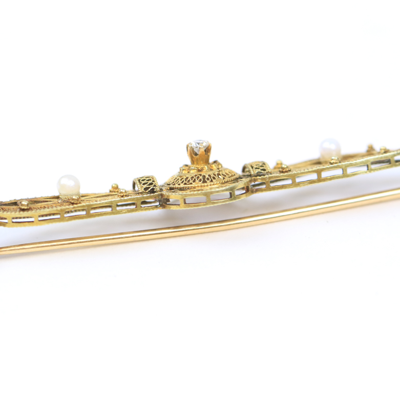 Late Victorian 14K Yellow Gold, Diamond, and Pearl Filigree Bar Brooch
