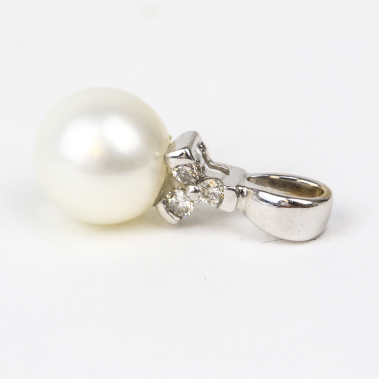 14K White Gold, Pearl, and Diamond Pendant