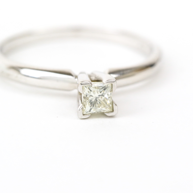 14K White Gold and Princess Cut Diamond Solitaire Ring