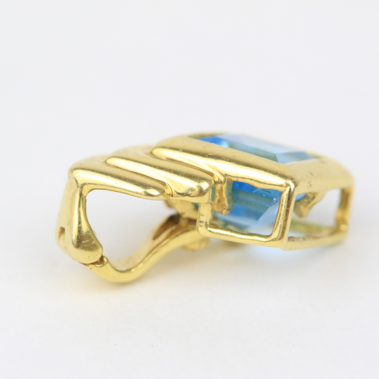 14K Yellow Gold and Blue Topaz Pendant