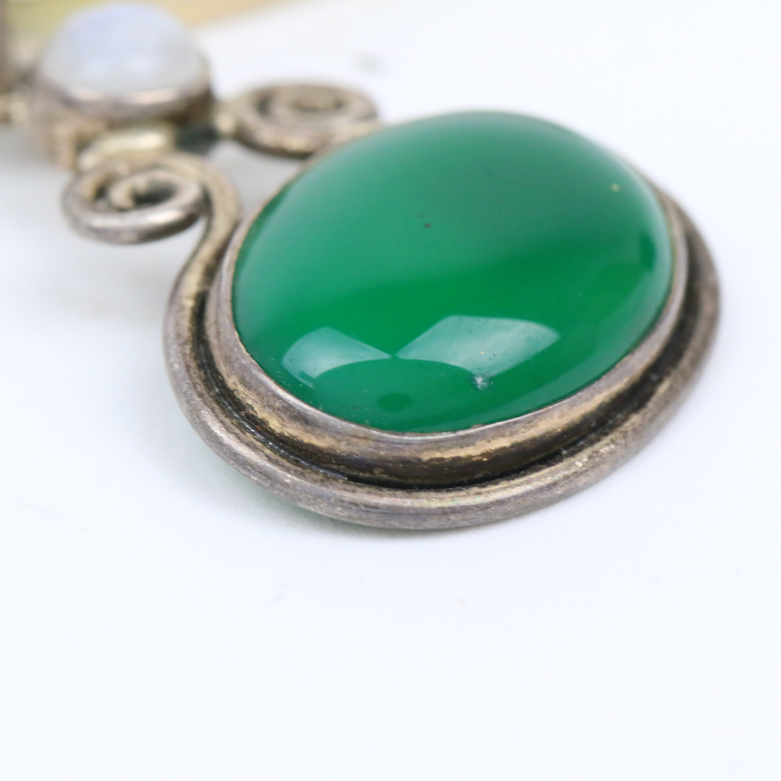 Sterling Silver, Moonstone, and Green Carnelian Pendant Collar Necklace