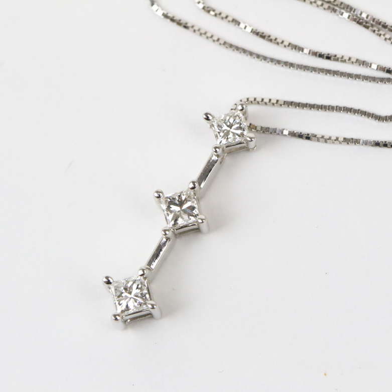 18K White Gold and Diamond Journey Pendant Necklace
