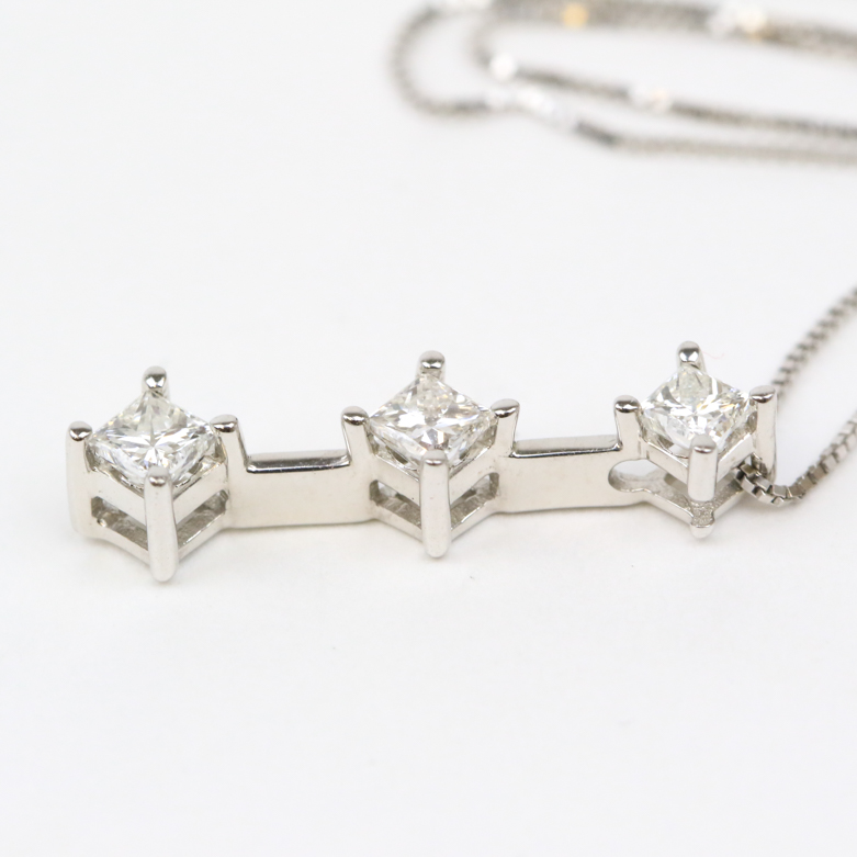 18K White Gold and Diamond Journey Pendant Necklace