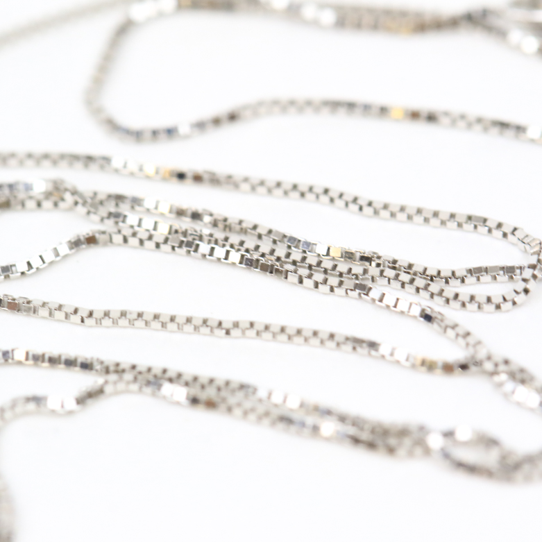 18K White Gold and Diamond Journey Pendant Necklace