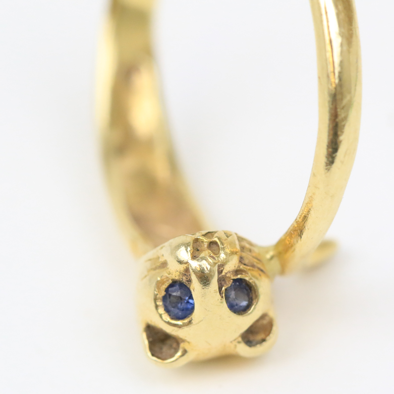 14K Yellow Gold and Sapphire Cat Ring