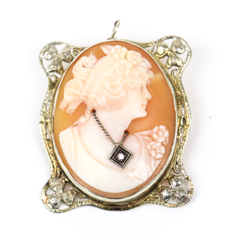 Vintage 14K Yellow Gold, Carved Shell, and Diamond en Habillé  Cameo Pendant Brooch
