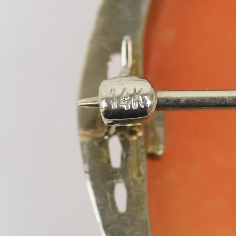 Vintage 14K Yellow Gold, Carved Shell, and Diamond en Habillé  Cameo Pendant Brooch