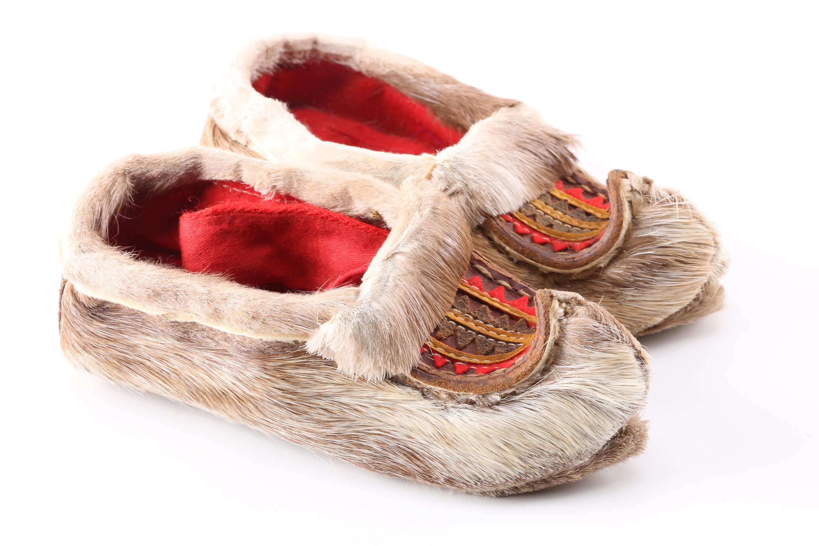 Child's Sami Reindeer Laplander Shoes and Jumper