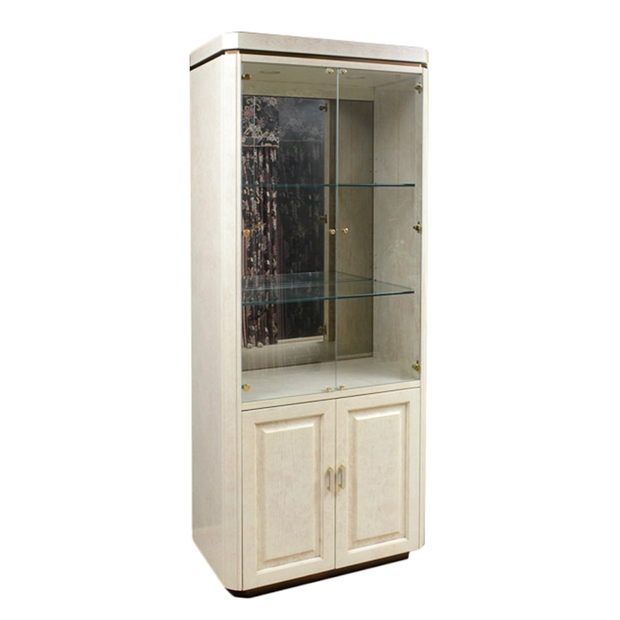 Henredon Furniture Lighted Display Cabinet