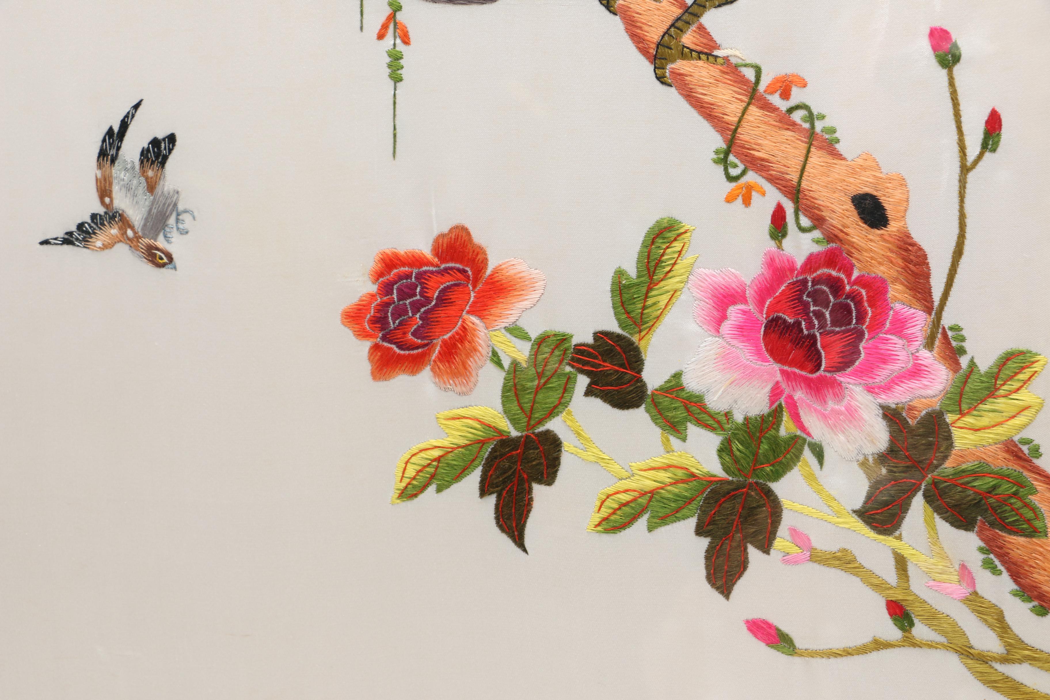 Chinese Embroidery on Silk of Birds