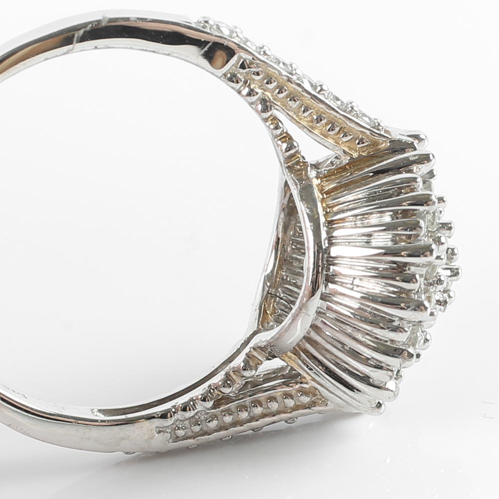 14K White Gold Diamond Cluster Ring