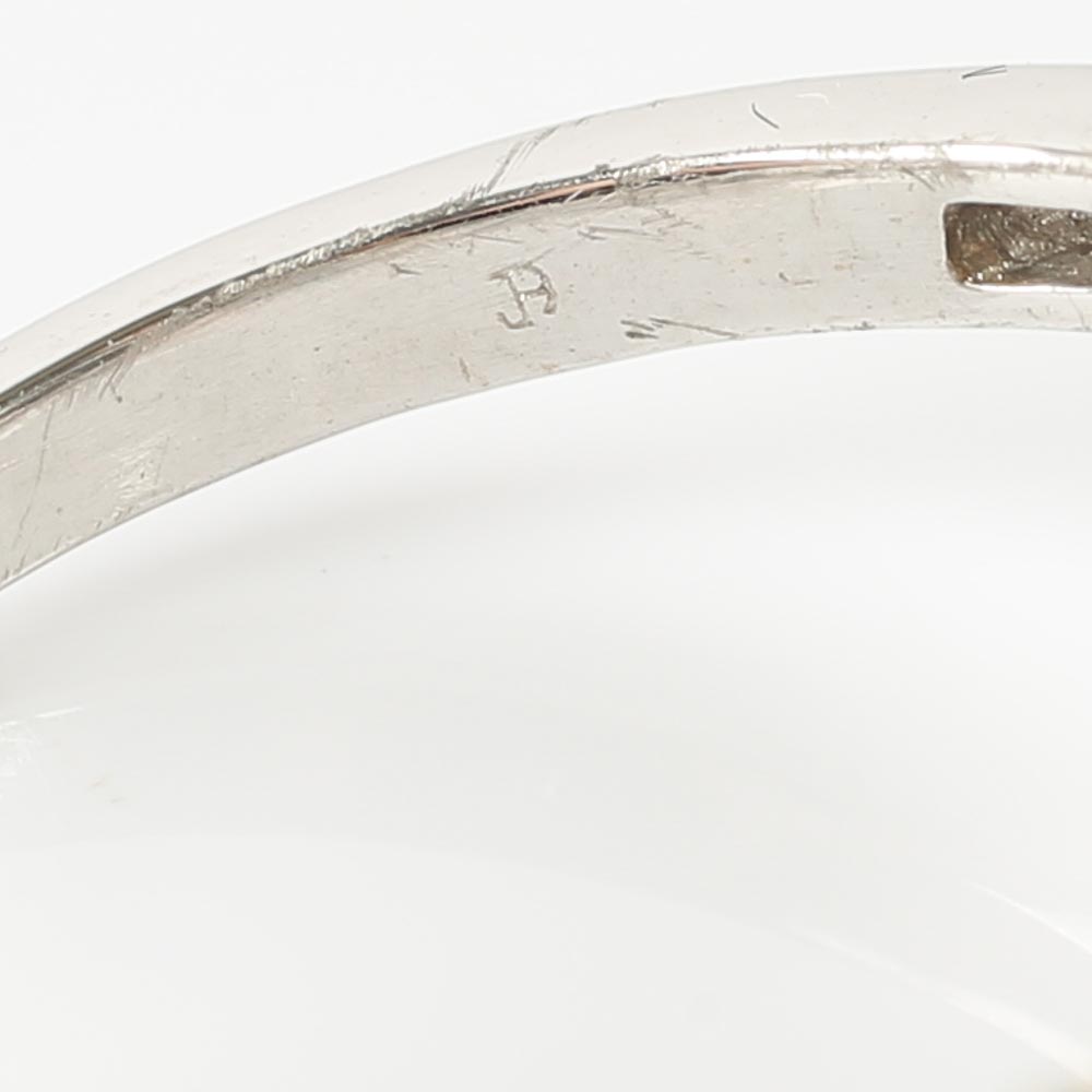 14K White Gold Diamond Cluster Ring