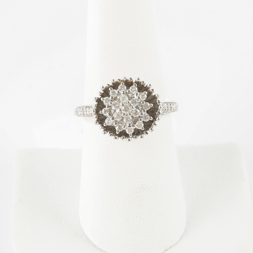 14K White Gold Diamond Cluster Ring