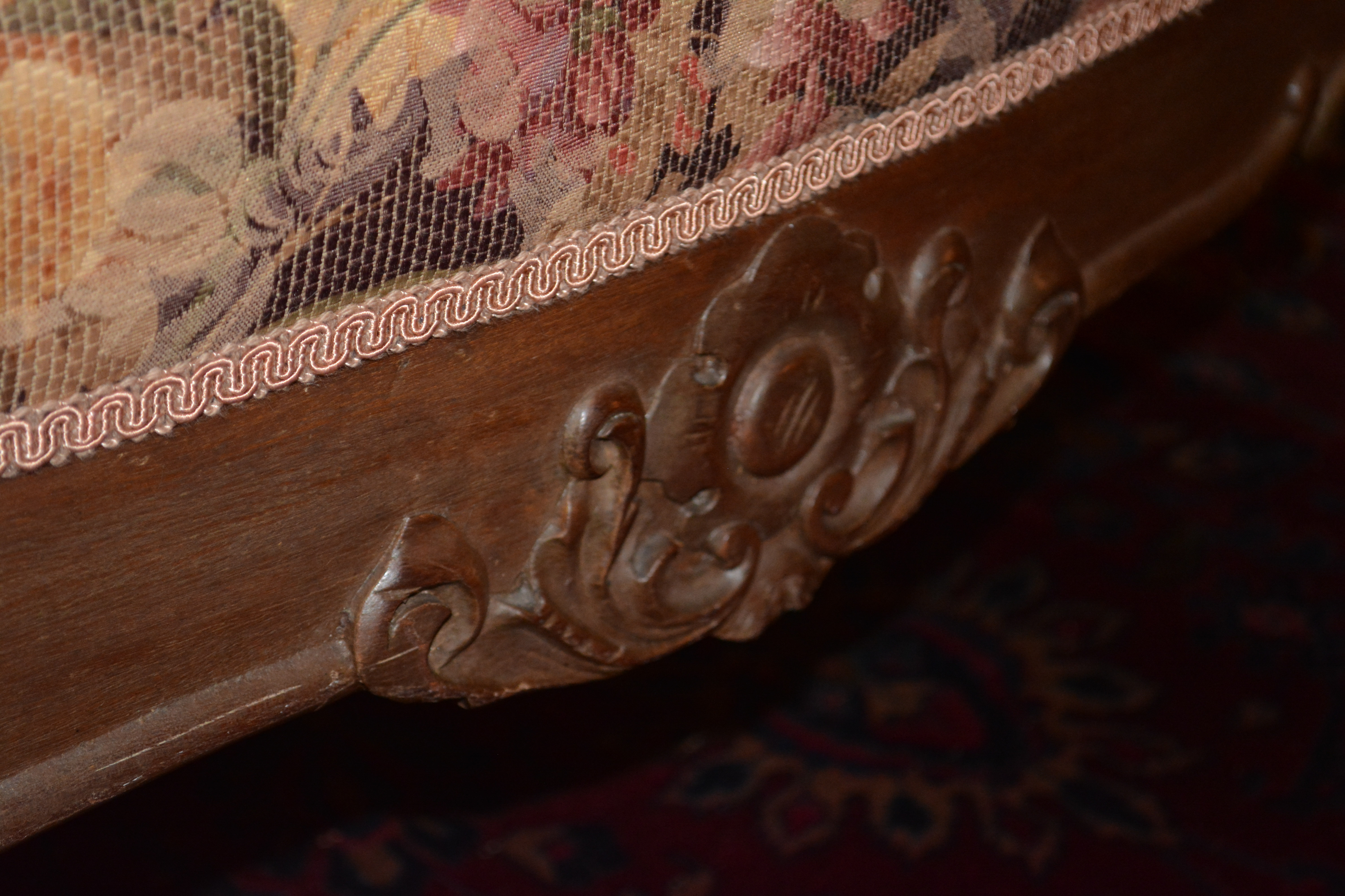 Antique Victorian Parlor Sofa