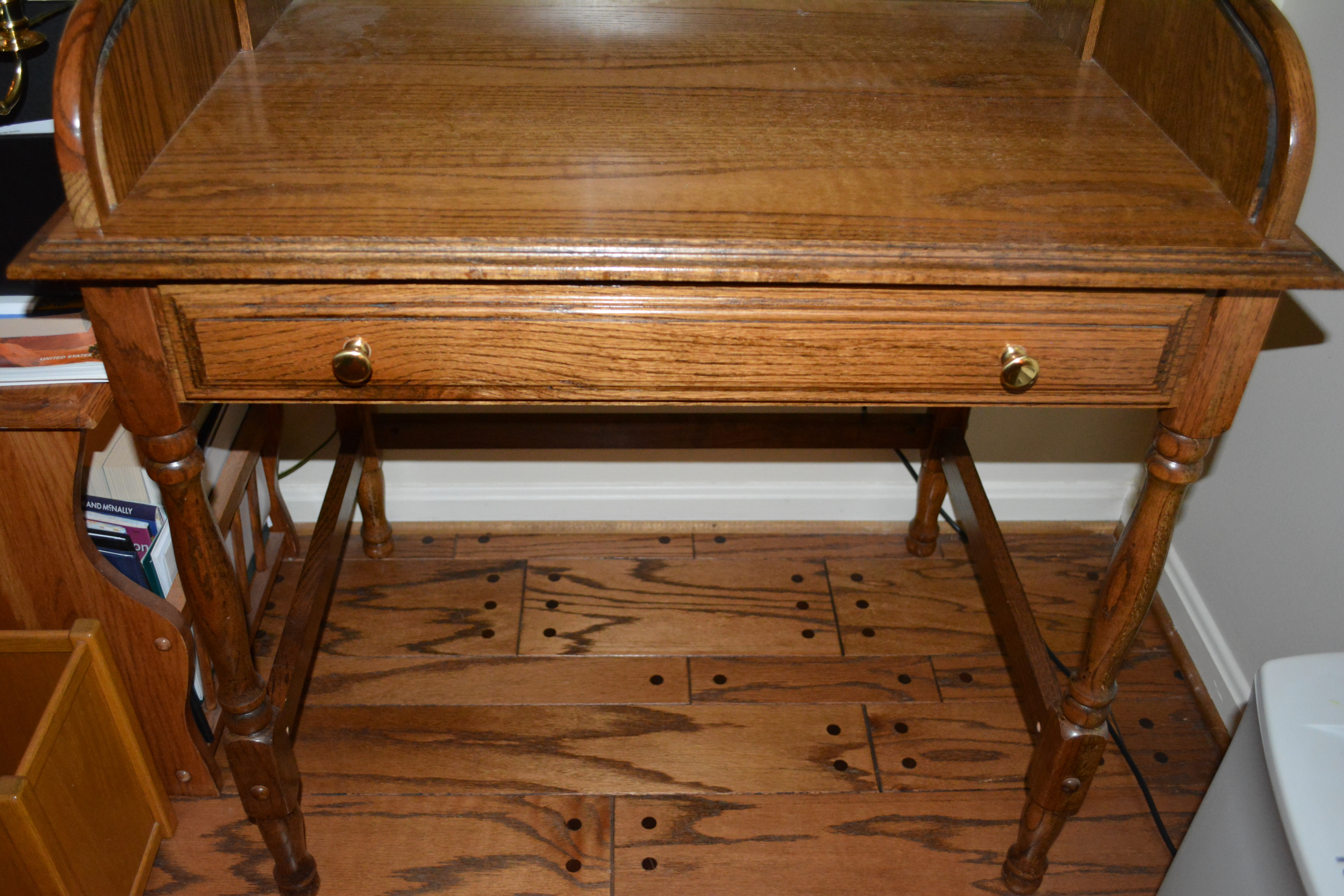 Oak Rolltop Desk With Office Chair