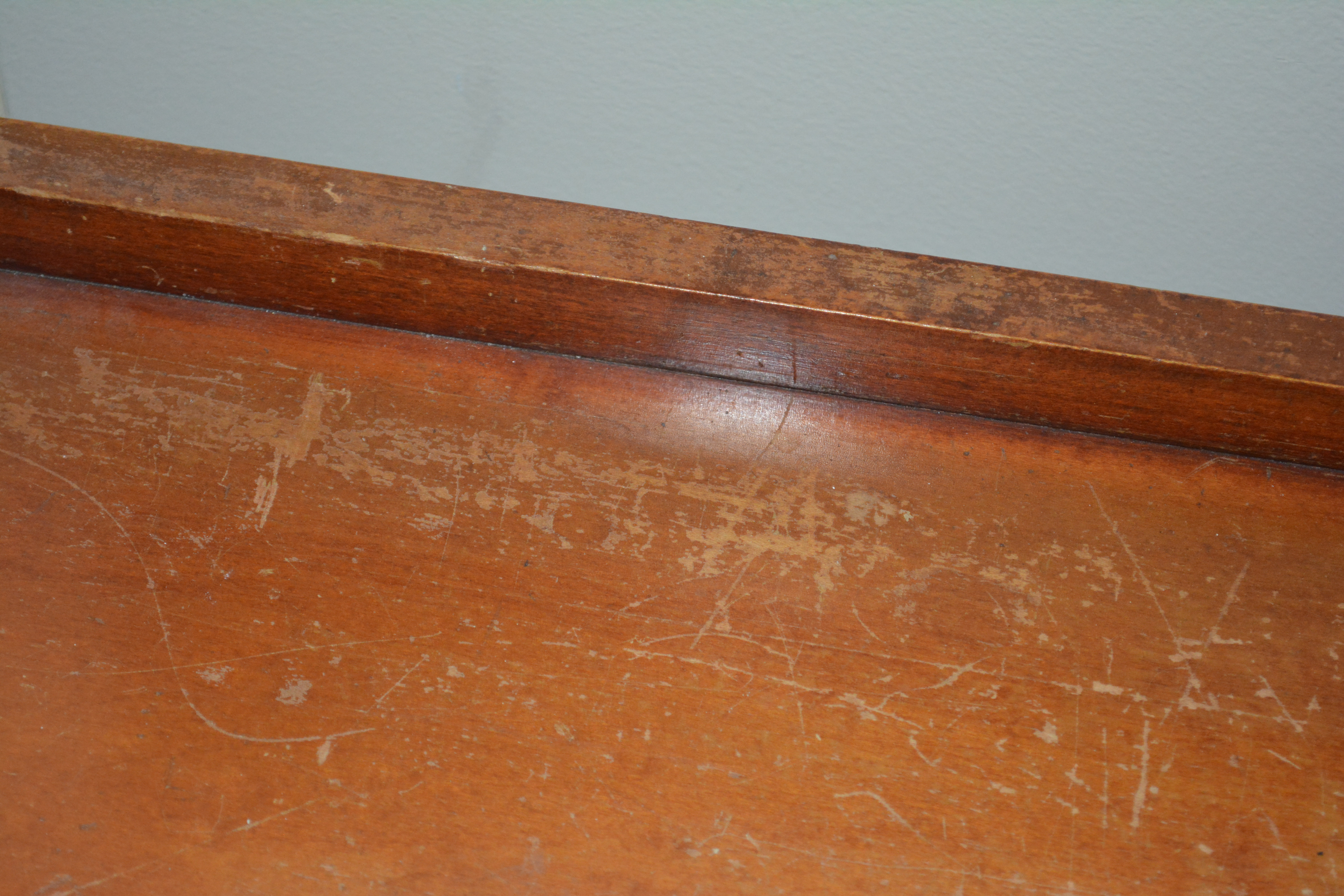 Vintage Lane Cedar Chest