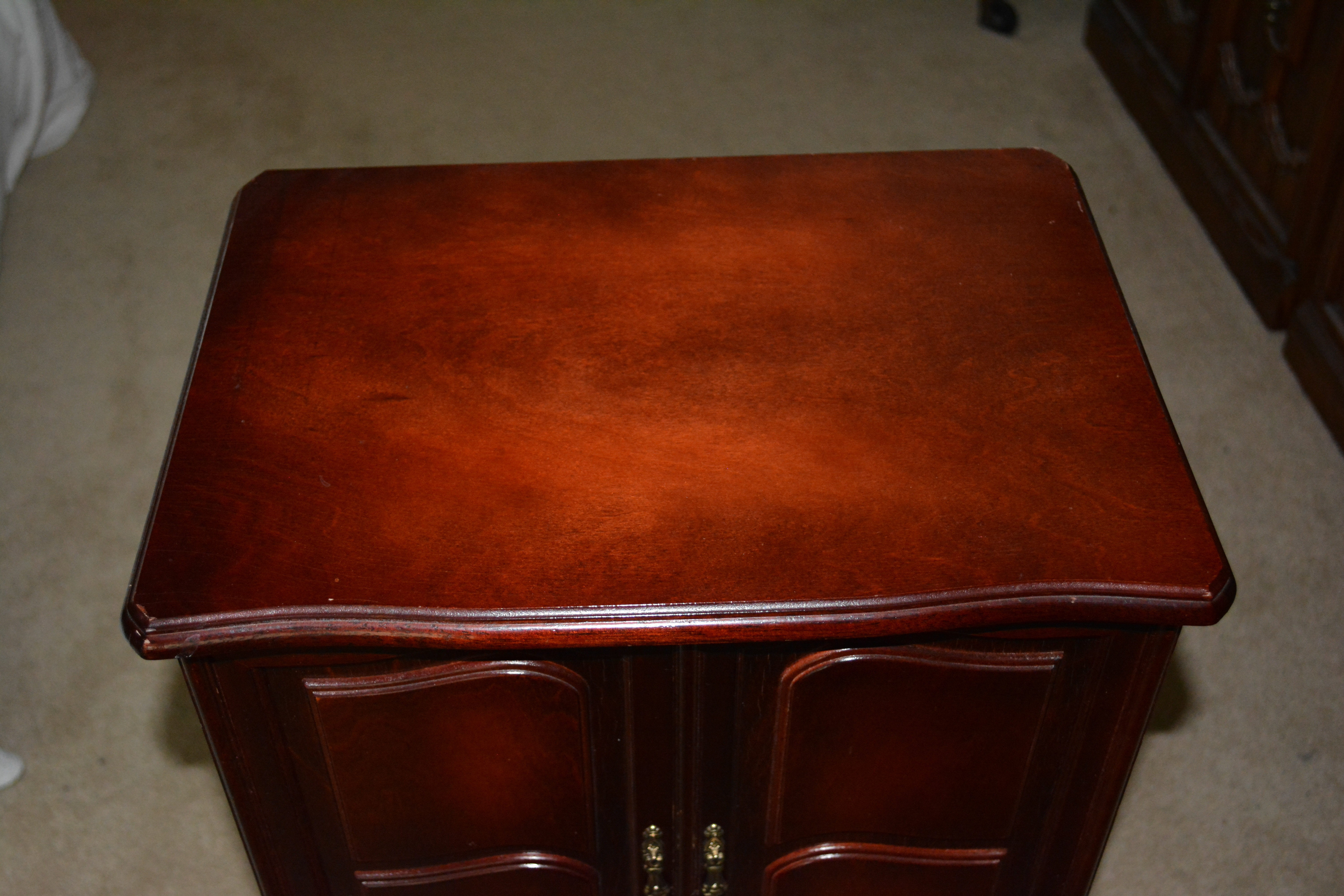 Standing Jewelry Case